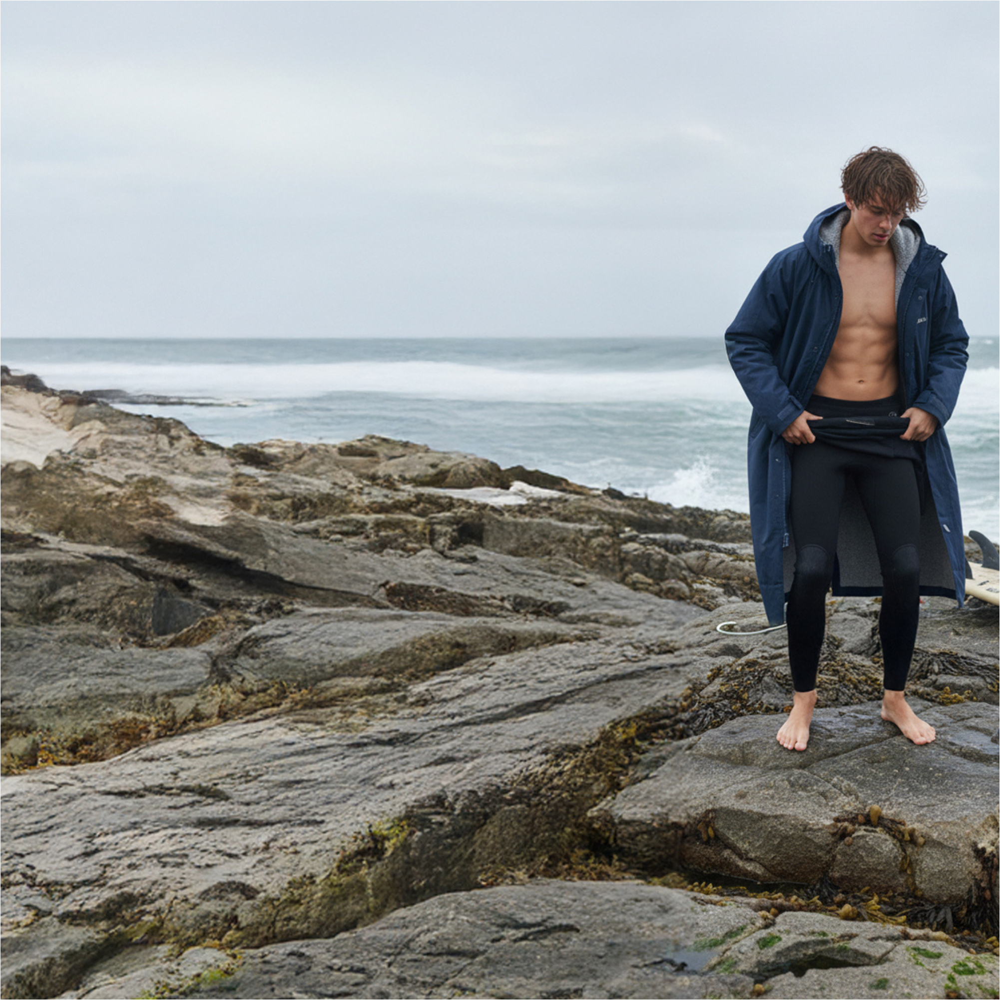 2025 Gul Revorobe Long Sleeve Changing Robe AC0135-C6 - Navy / Grey